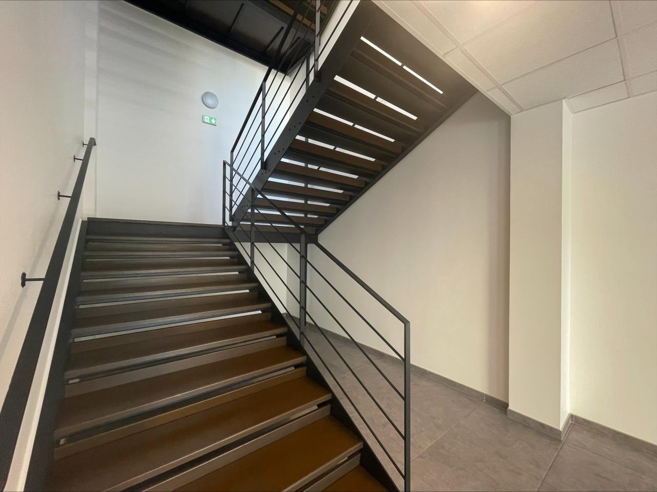 Bureau Bron 1067m² Vente bureau Bron Rhône OVBUR2110480 6